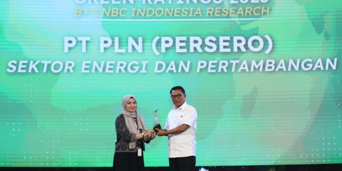 Buktikan Komitmen Bangun Energi Hijau, PLN Raih Predikat Green Ratings di Sektor Energi dan Pertambangan Pada Green Economic Forum 2023