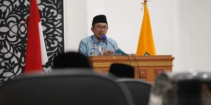 Bupati Tanah Datar Sampaikan Jawaban ke DPRD Terkait 3 Ranperda yang Diusulkan