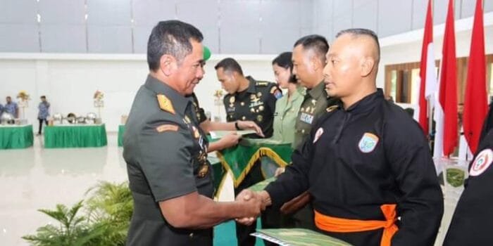 Sabet Juara Kedua, Pangdam XII/Tpr Apresiasi Kontingen Pencak Silat Piala Kasad