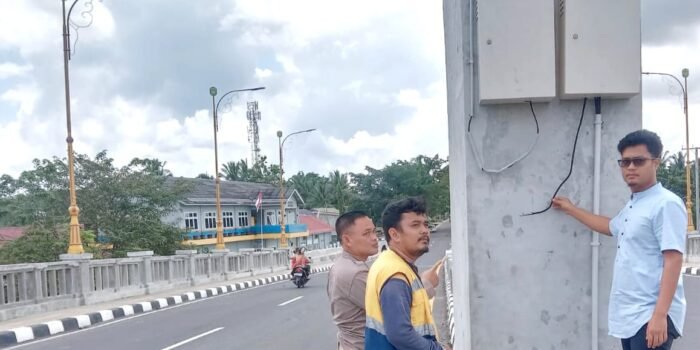 Kabel dan Lampu di Jembatan Flyover Patih Galung Digasak Maling