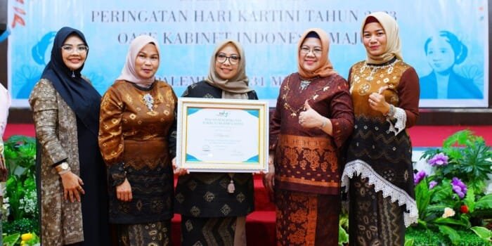 Wujudkan GSMP, Kartini Asal Muba Raih Penghargaan dari Gubernur Sumsel