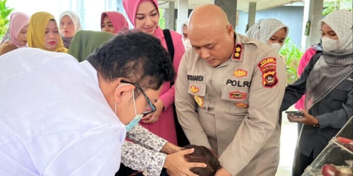 Peringatan Hari Bhayangkara ke 77, Polres Prabumulih Bakti Kesehatan Ceremonial Stunting