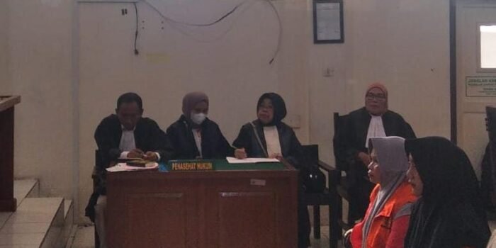 Dua Wanita Pemuja Ekstasi Pasrah Divonis 5 Tahun Penjara