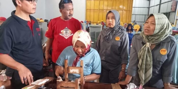Ribuan Karyawan Pabrik Rokok di Tulungagung Akan Terima Bantuan