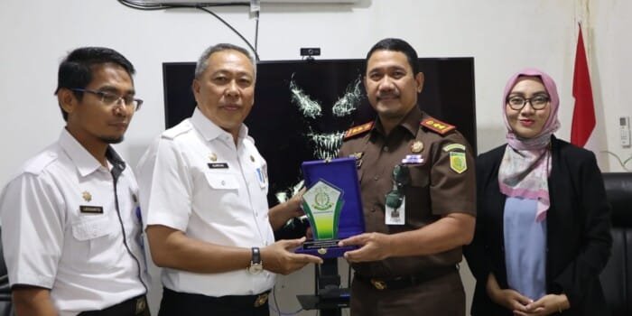 Kejari OKI Dampingi Disdag Revitalisasi Pasar Rakyat