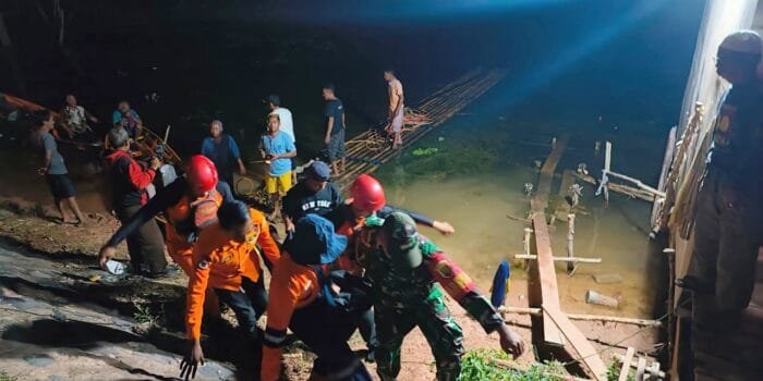 Tiga Hari Pencarian, Fathir Ditemukan Mengambang