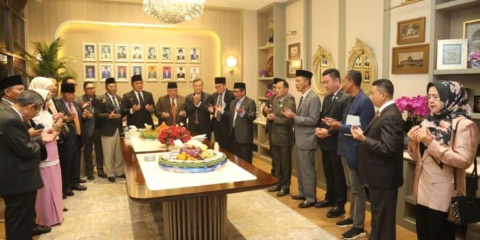 9 Fraksi DPRD Sumsel Mengaku Puas  Atas Jawaban Tentang Pertanggungjawaban Pelaksanaan APBD Provinsi Tahun Anggaran 2022