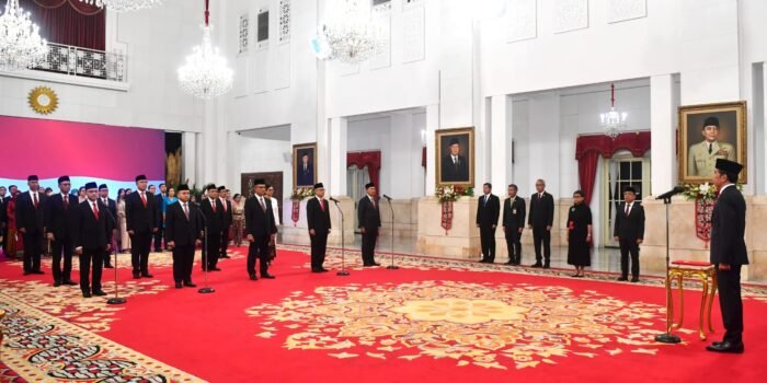 Presiden Jokowi Lantik 12 Duta Besar RI Untuk Negara Sahabat, Ini Daftarnya