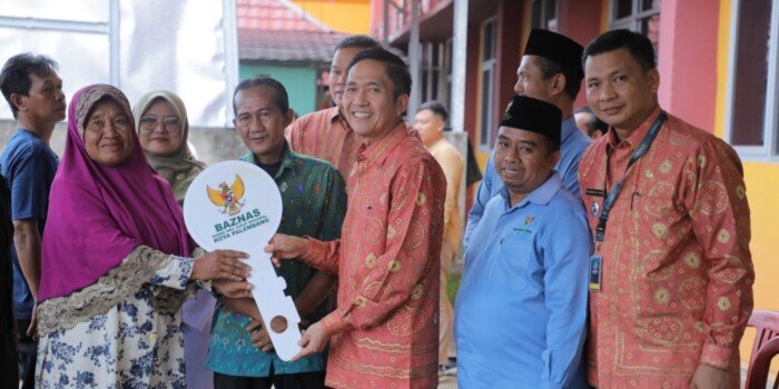 Rukesih Sumringah, Rumah Reotnya di Bedah Pakai Dana Baznas ASN