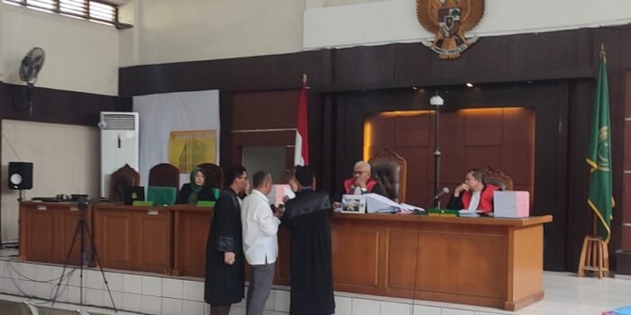 Hakim Bingung Dengan Keterangan Ahli dari Inspektorat