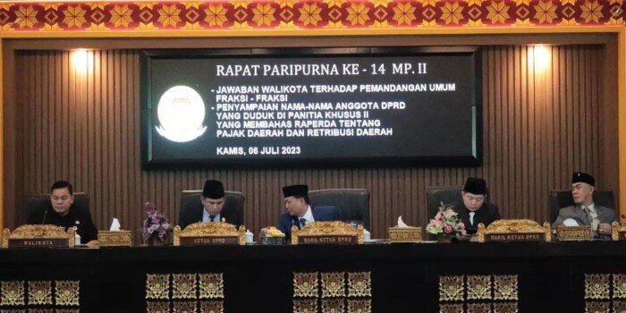 DPRD Kota Palembang Dengarkan Jawaban Walikota Terkait Pandangan Umum Fraksi-fraksi