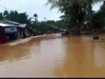 Tiga Desa di Kecamatan Batang Lupar Terendam Banjir, Jalan Tertimbun Longsor