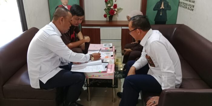 Kejari Palembang Resmi Limpahkan Berkas Perkara Korupsi PTSL ke PN Palembang