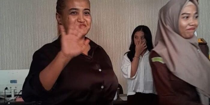 Lina Mukherjee Resmi Ditahan Kejaksaan 20 Hari Kedepan