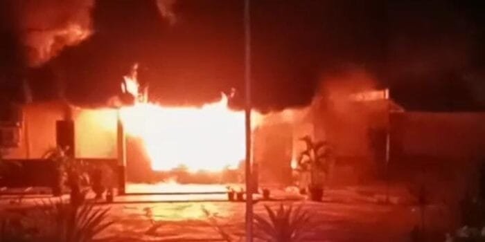 Konsleting Listrik, Rumah Dinas Dansat Brimob Polda Sumsel Terbakar