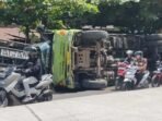 Truk Sawit Terbalik, Jalan Dokter M Isa Macet