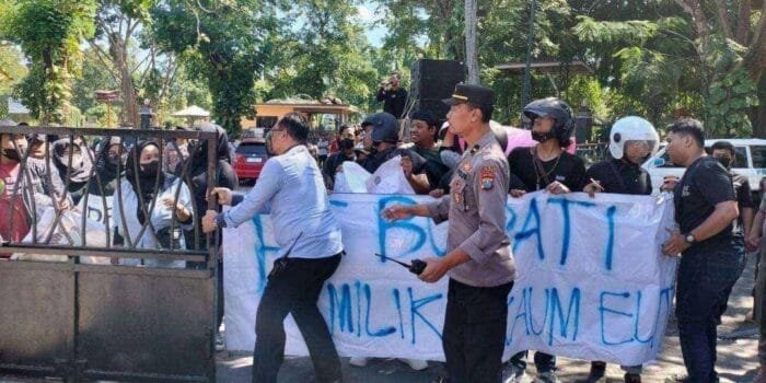 Dinilai Kurang Transparan Soal Usulan PJ Bupati, AMT Datangi DPRD Tulungagung