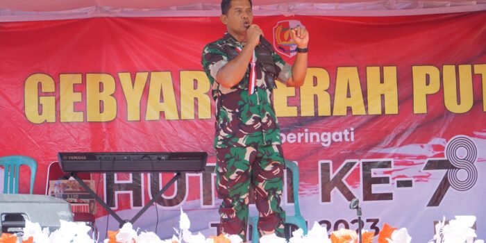 Ikuti Konvoi Gebyar Merah Putih, Danrem 182/JO