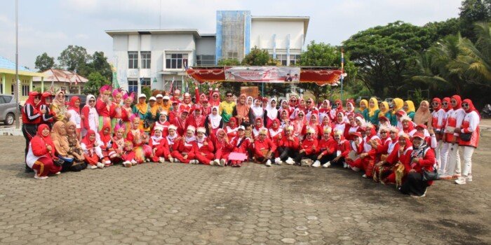 Tekan Stunting Lewat Lomba Cipta Menu B2SA dan Senam Maumere Ala PKK Babat Toman