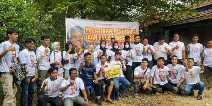 Pemuda Mahasiswa Nusantara Ajak Milenial Latih Budi Daya Ikan Lele di Palembang