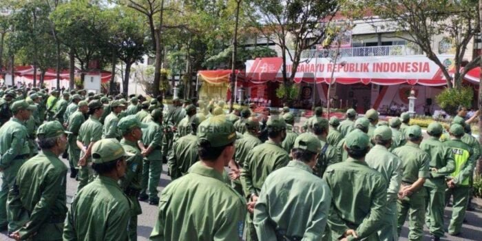 Apel Gelar Pasukan Pengamanan Pemilu 2024, Bupati Tulungagung Sebut Satlinmas Sebagai Ujung Tombak