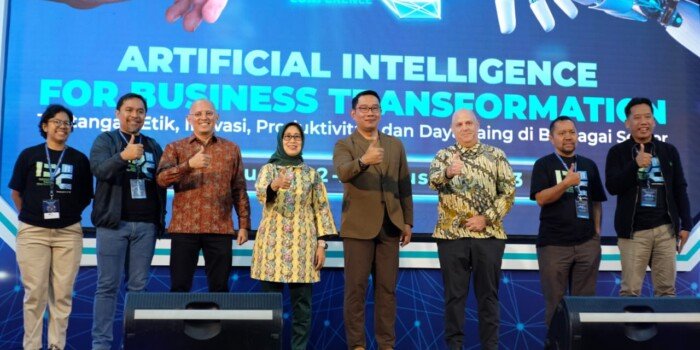 Ridwan Kamil di IDC AMSI: Rumus Hidup di Era Disrupsi Digital, Adaptasi Setiap Hari, Paham AI