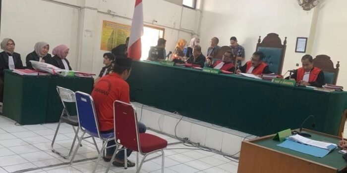 Kasus Penimbunan BBM Ilegal 18 Ribu Liter, Jalani Sidang Perdana