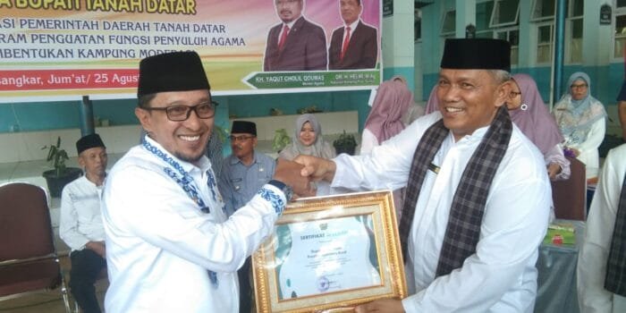 Bupati Hadiri Pengukuhkan BKM Kecamatan se-Tanah Datar
