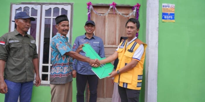 Muhammad Fadhil Arief Resmikan Rumah BSPS di Maro Sebo Ilir