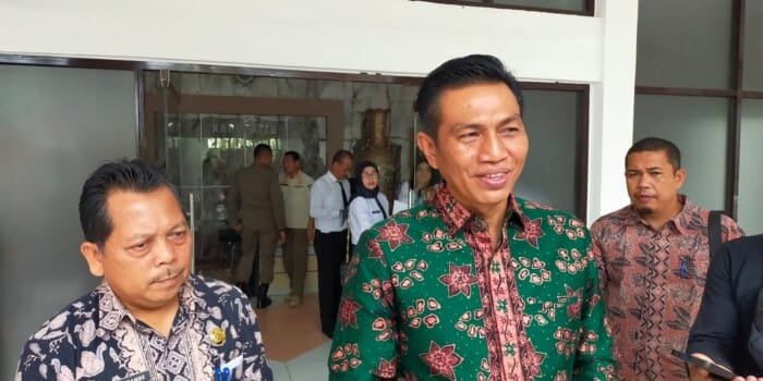 Bupati Fadhil Masih Menunngu Kebijakan Pusat Tentang Status Pegawai Honorer