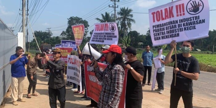 KAPL Demo, Diduga PT Sariguna Lakukan Pelanggaran, Dibangun Bukan di Kawasan Industri