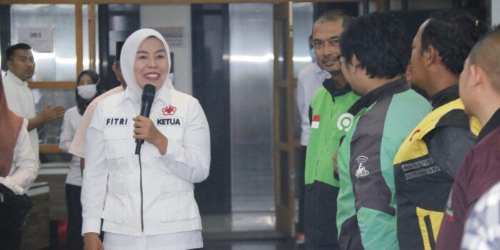 Beresiko Tinggi Ojol di Palembang dapat Pelatihan Keselamatan di Jalan