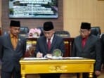 Anggota DPRD Muba dan Pj Bupati Apriyadi Setujui APBD-P TA 2023