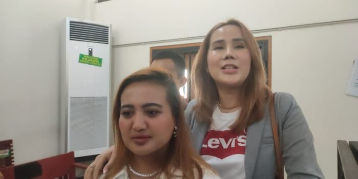 Lina Mukherjee Nangis Bacakan Pledoi, Harapkan Hakim Pertimbangkan Hukuman