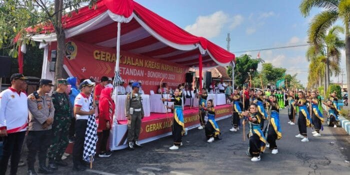 Wabup Tulungagung Lepas Ratusan Peserta Napak Tilas Ketandan-Bonorowo