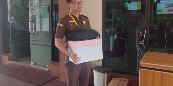 Kejari OKU Selatan Limpahkan Berkas Dugaan Korupsi Pengadaan Alat Kesehatan