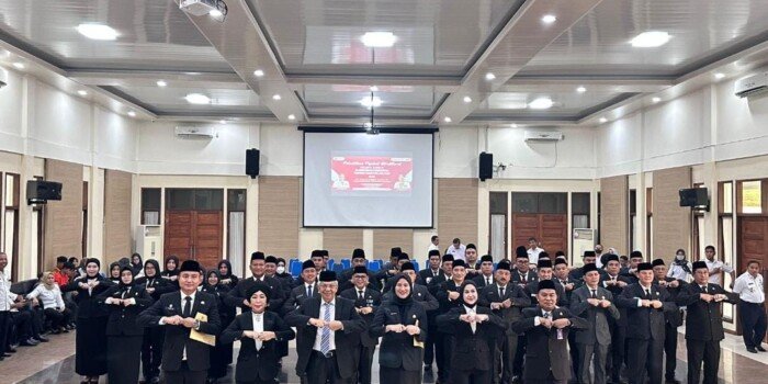 Jelang Masa Jabatan Berakhir, Wagub Rombak 46 Pegawai