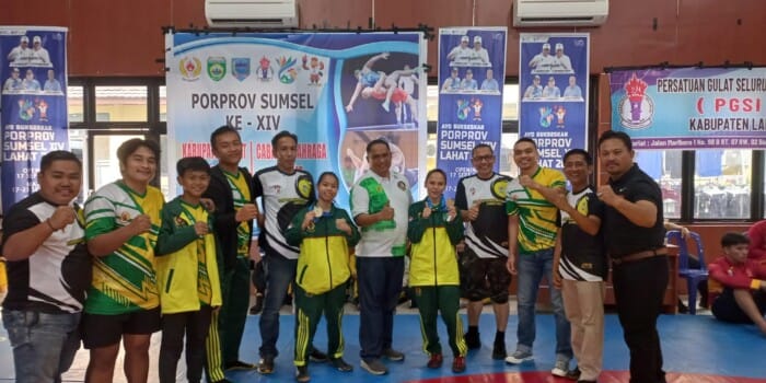 Dua Atlet Cabor Gulat Muba Kembali Peroleh Emas di Porprov Sumsel XIV