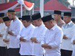 PJ Wali Kota Ratu Dewa Pelopori Solat Istisqa di 1990 Masjid Yang Tersebar di Palembang