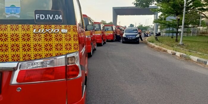 Gaji Kerap Tersendat, Driver Feeder LRT Musi Emas Mogok
