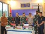 Satgas Pamtas Yonarmed 10/ Bradjamusti Serahkan Barang Hasil Sitaan Kepada Bea Cukai Nanga Badau