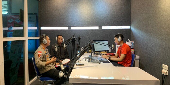 Kapolres Kapuas Hulu dan Kadis Kominfotik Bincang Santai Dalam Podcast