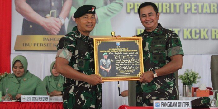 Kunker ke Markas Yonif RK 644/Wls Pangdam XII/Tpr : Batalyon Infanteri RK 644/Wls Merupakan Batalyon Yang Luar Biasa