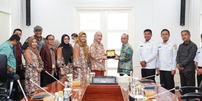 Pj Bupati Muba Minta Mahasiswa KKN di Tempatkan di Kantor Desa dan Kecamatan