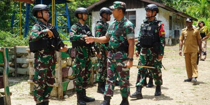 Danrem 182/JO Kunjungi Pos Weri, Ini Pesannya kepada Prajurit