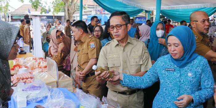 Pangan Murah Digital Ramai Diserbu Warga, Dibuka Pj Wali Kota dan Pj Ketua TP PKK Palembang