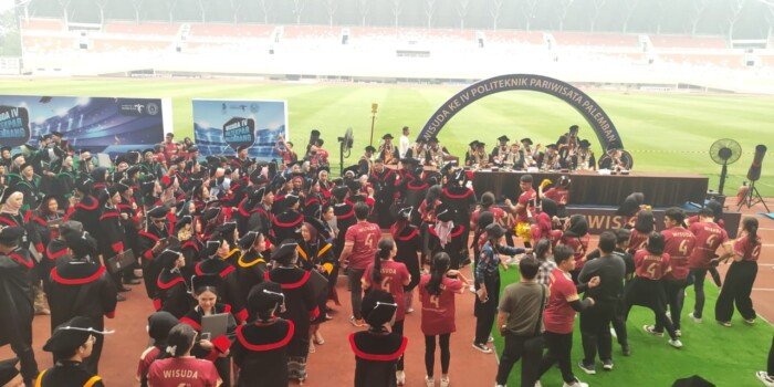 Wisuda Poltekpar di Ikon Sumsel, Target Lulusan 30 Persen Wirausaha Tercapai