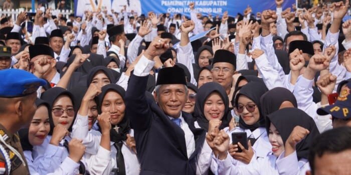Buah Perjuangan Bupati OKI, Ribuan Guru Honorer Diangkat Jadi P3K
