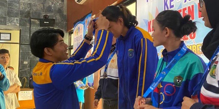 Kontingen Porprov OKI Raih Emas Pertama dari Cabor Sambo