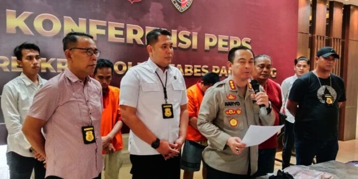 Komplotan Gandakan Uang Lintas Provinsi Ditangkap